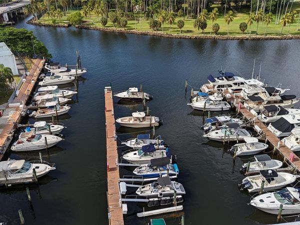 1700 NW N River Dr, Miami, FL 33125