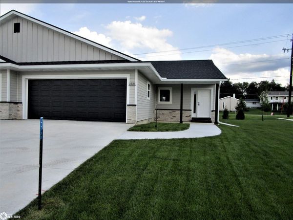 2321 Heritage Lane, Iowa Falls, IA 50126