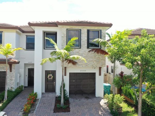 25357 SW 107th Ct, Miami, FL 33032
