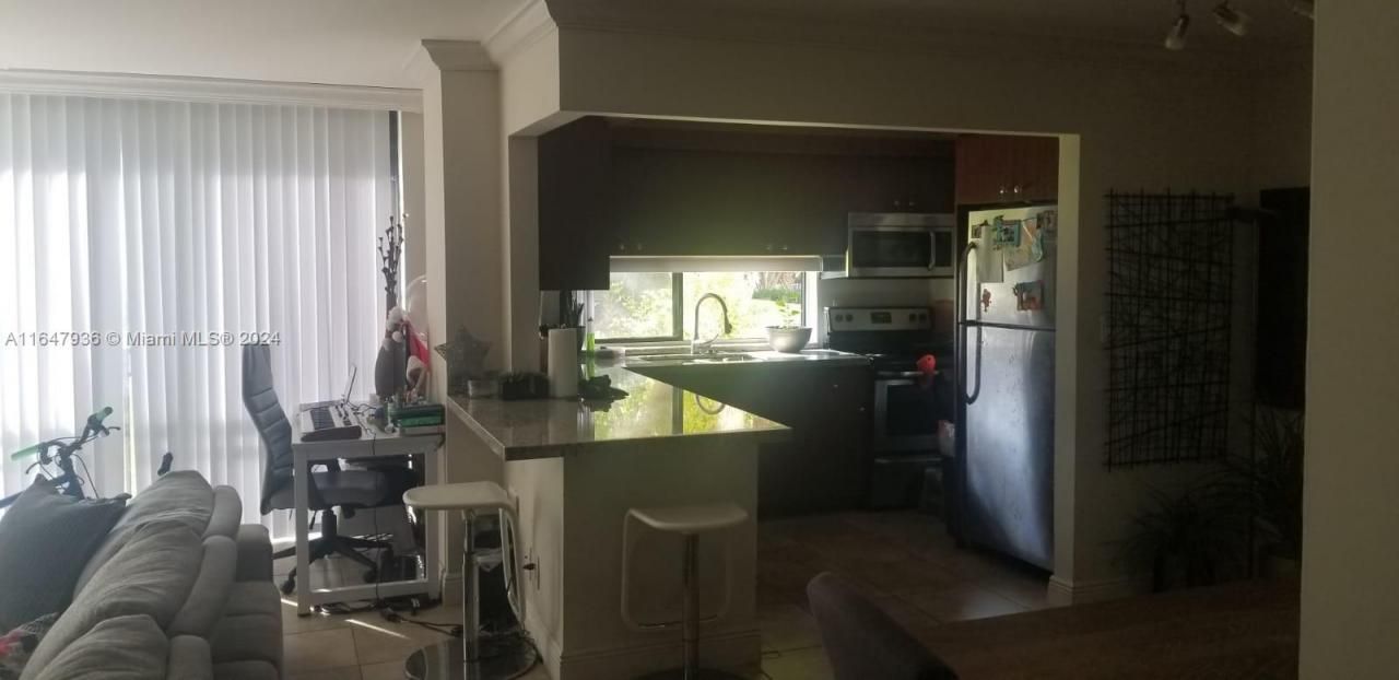 17021 N Bay Rd, Unit 127, Sunny Isles Beach, FL 33160 Photo