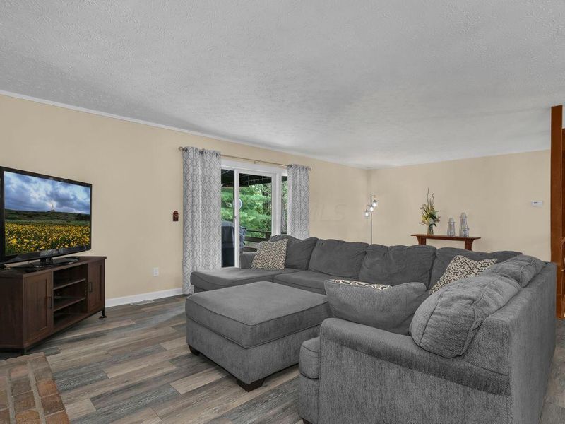 1060 S Watkins Road, Alexandria, OH 43001 Photo 17