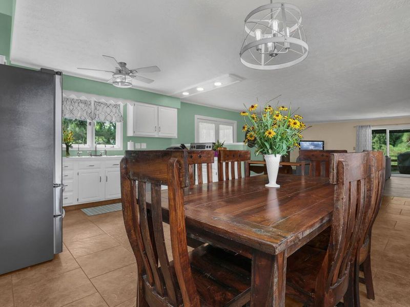 1060 S Watkins Road, Alexandria, OH 43001 Photo 7