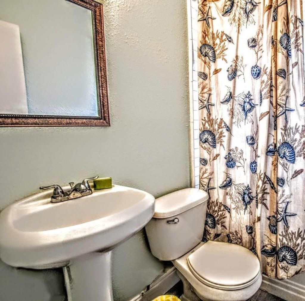 42 Somerset Street, Clearwater Beach, FL 33767 Photo