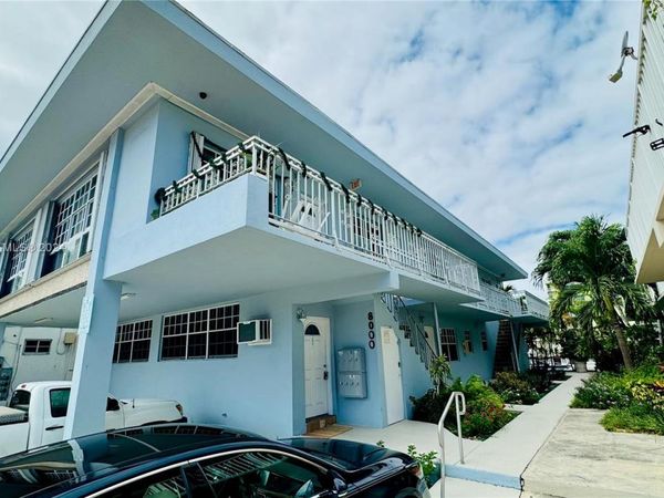 8000 Tatum Waterway Dr, Unit 1, Miami Beach, FL 33141