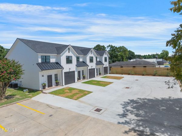 424 Eraste Landry Road, Lafayette, LA 70506