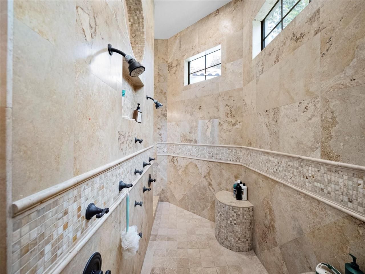 15008 Pendio Drive, Montverde, FL 34756 Photo