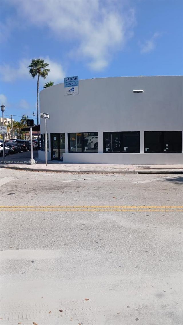 940 71st St, Miami Beach, FL 33141 Photo