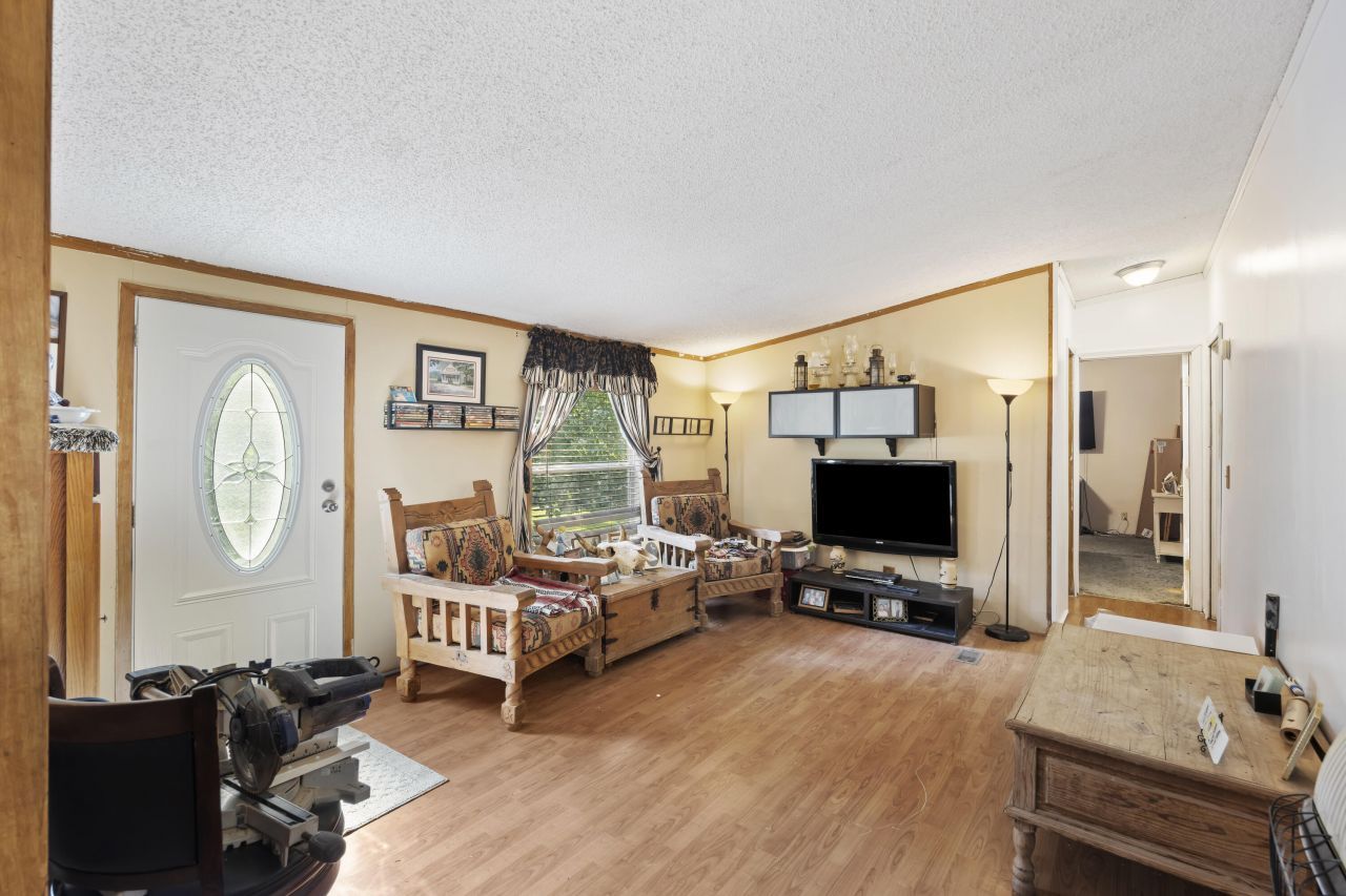 250 Stoller Road Photo 12