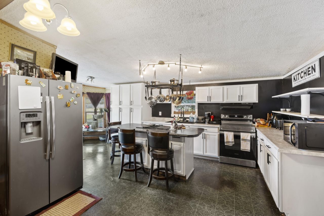 250 Stoller Road Photo 4