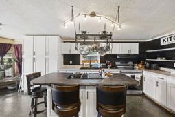 250 Stoller Road photo 4