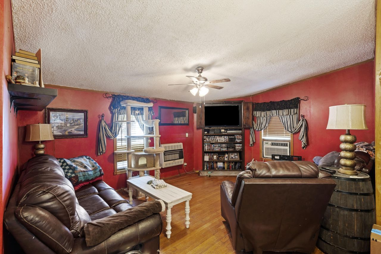 250 Stoller Road Photo 9