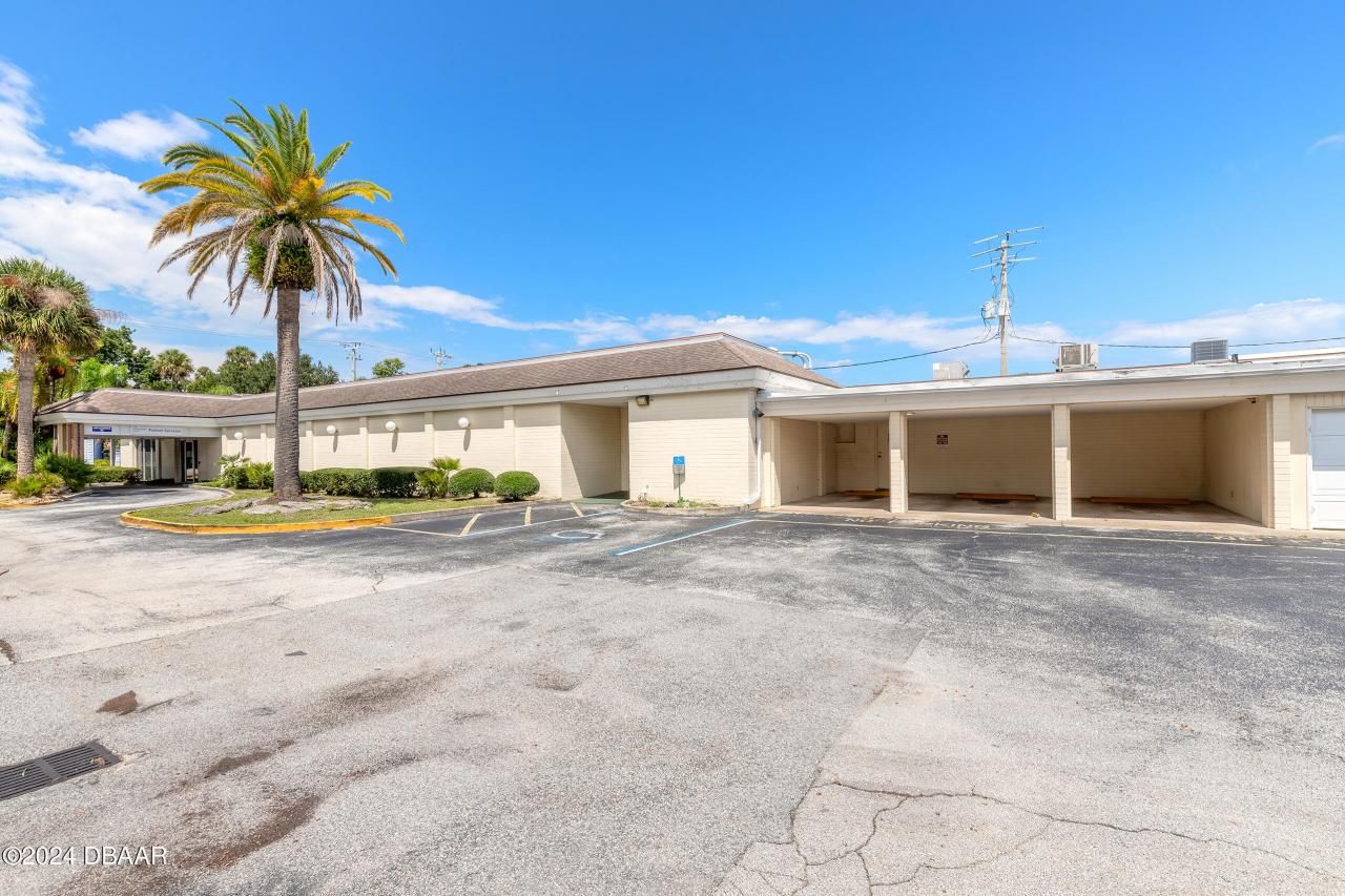 1075 Mason Avenue, Daytona Beach, FL 32117 Photo