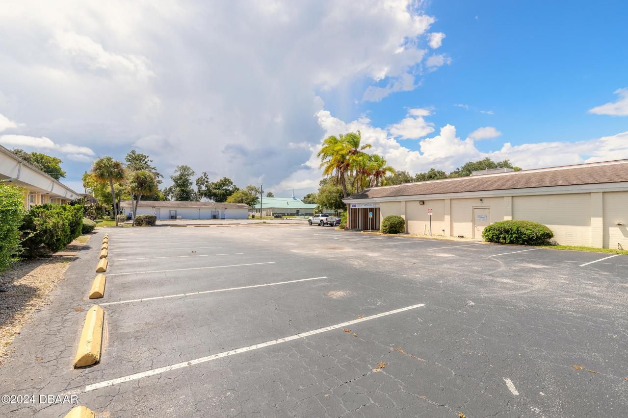 1075 Mason Avenue, Daytona Beach, FL 32117 Photo