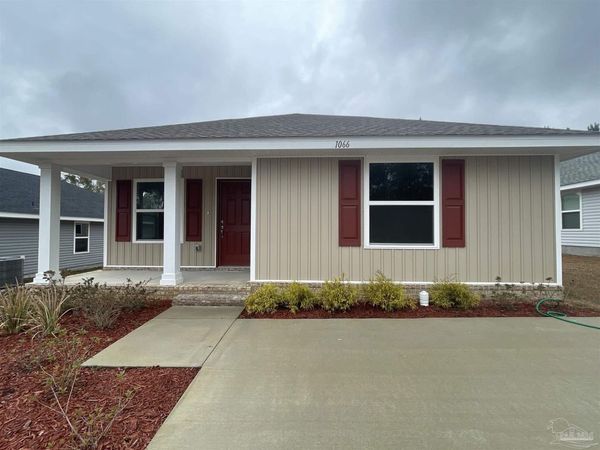 1066 Brimwood Cir, Unit 11A, Cantonment, FL 32533