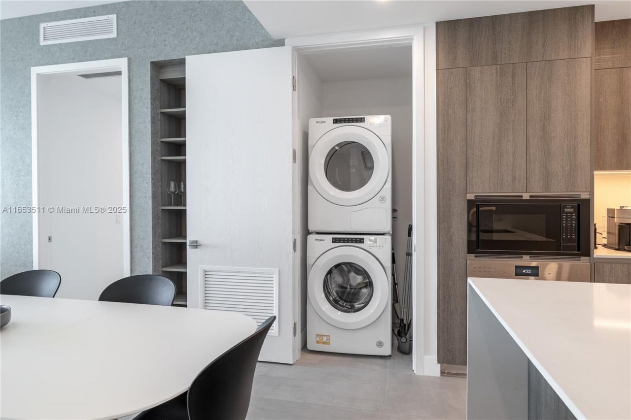 17550 Collins Ave, Unit 1203, Sunny Isles Beach, FL 33160 Photo