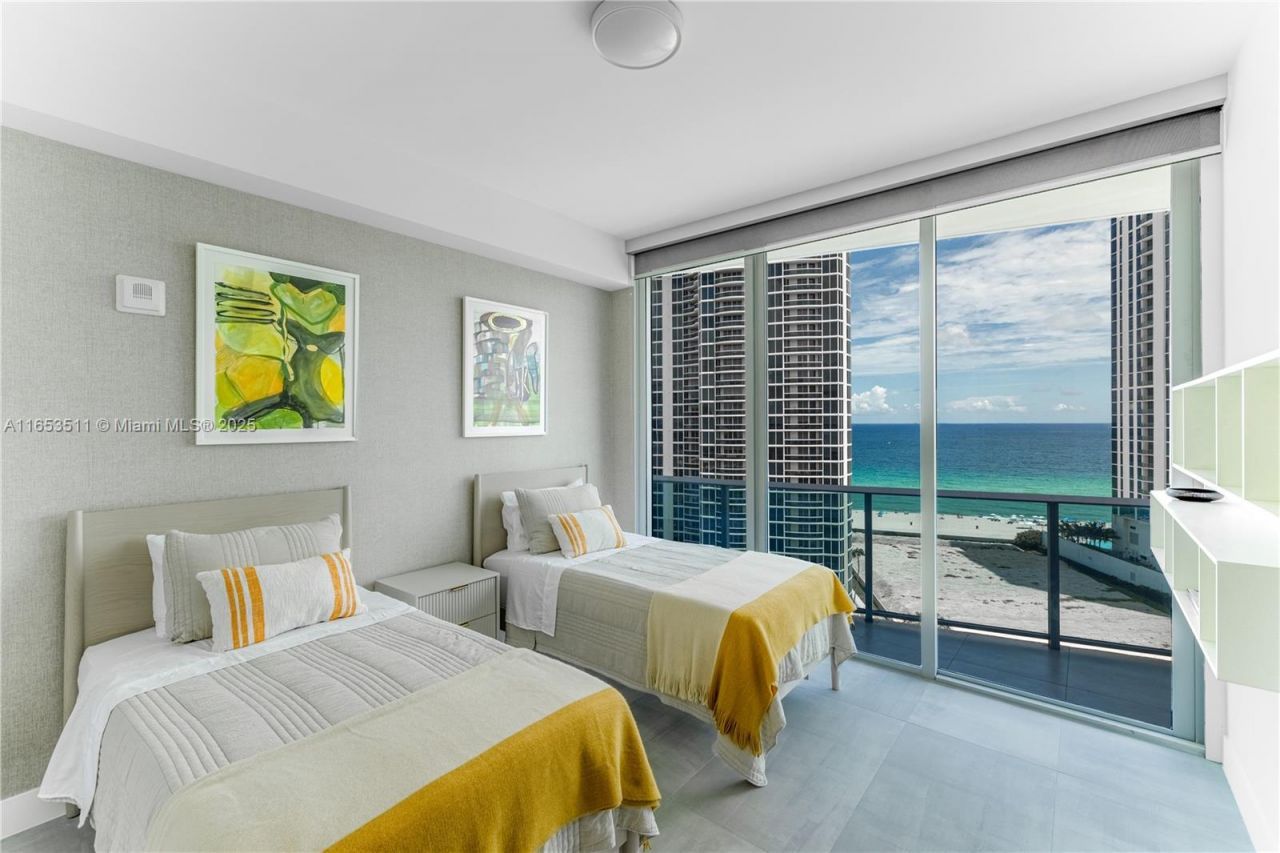 17550 Collins Ave, Unit 1203, Sunny Isles Beach, FL 33160 Photo
