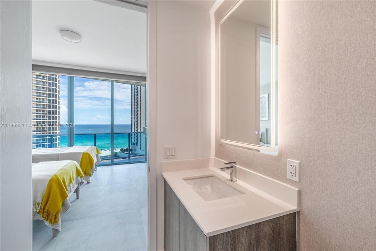 17550 Collins Ave, Unit 1203, Sunny Isles Beach, FL 33160 Photo