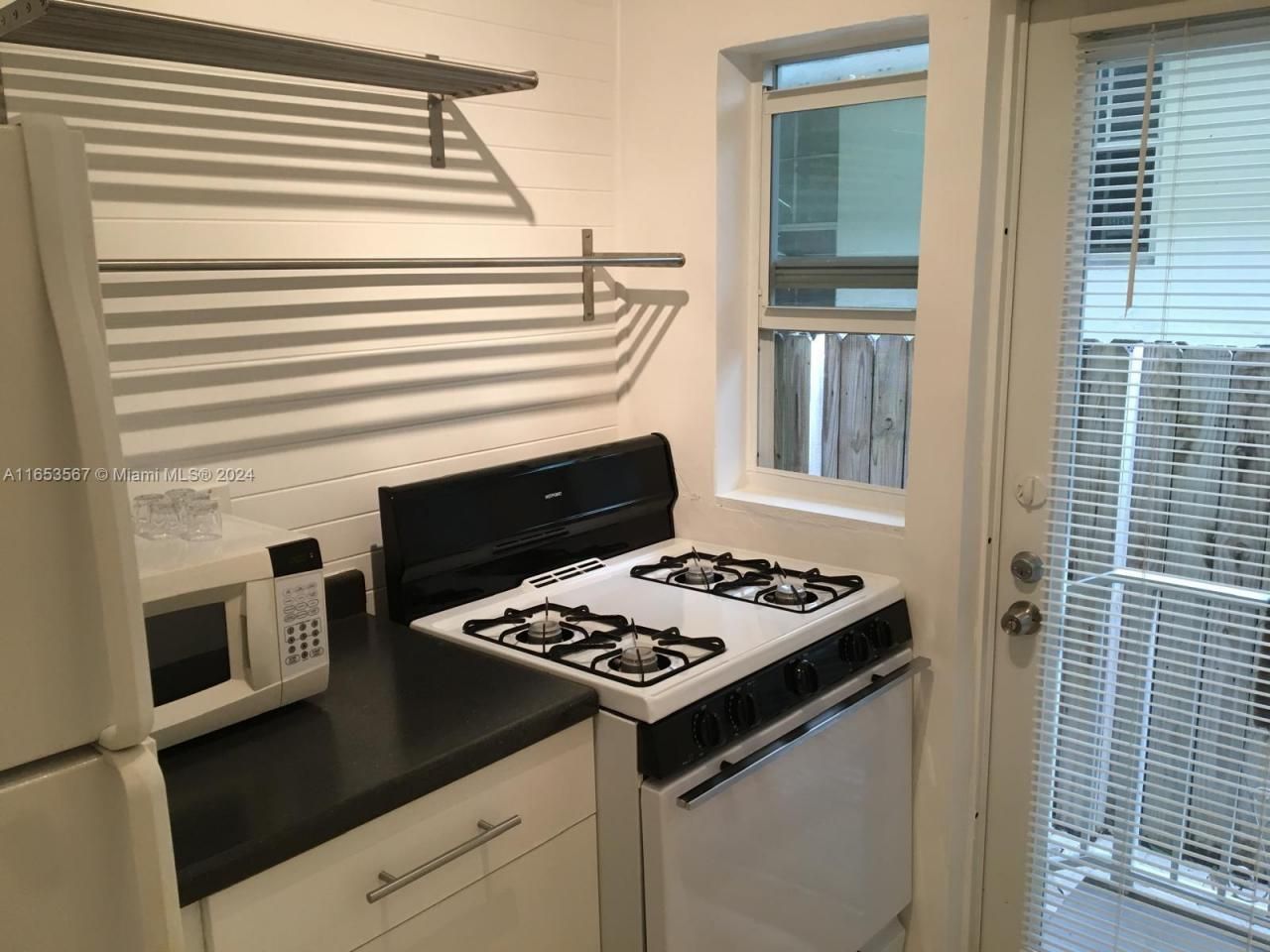 1228 Pennsylvania Ave, Unit 3, Miami Beach, FL 33139 Photo