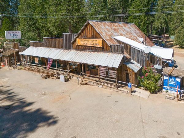 12225 La Porte Rd, Clipper Mills, CA 95930