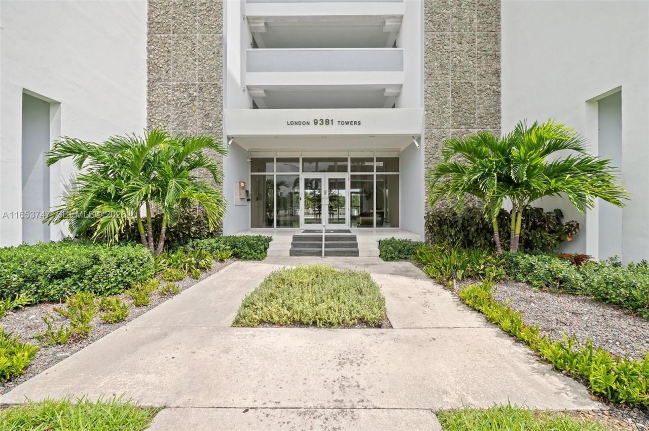9381 E Bay Harbor Dr, Unit 603S, Bay Harbor Islands, FL 33154 Photo