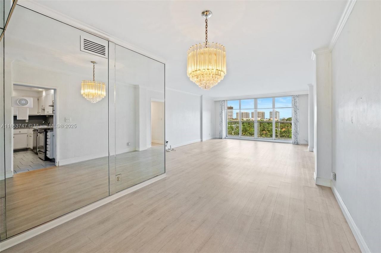 9381 E Bay Harbor Dr, Unit 603S, Bay Harbor Islands, FL 33154 Photo