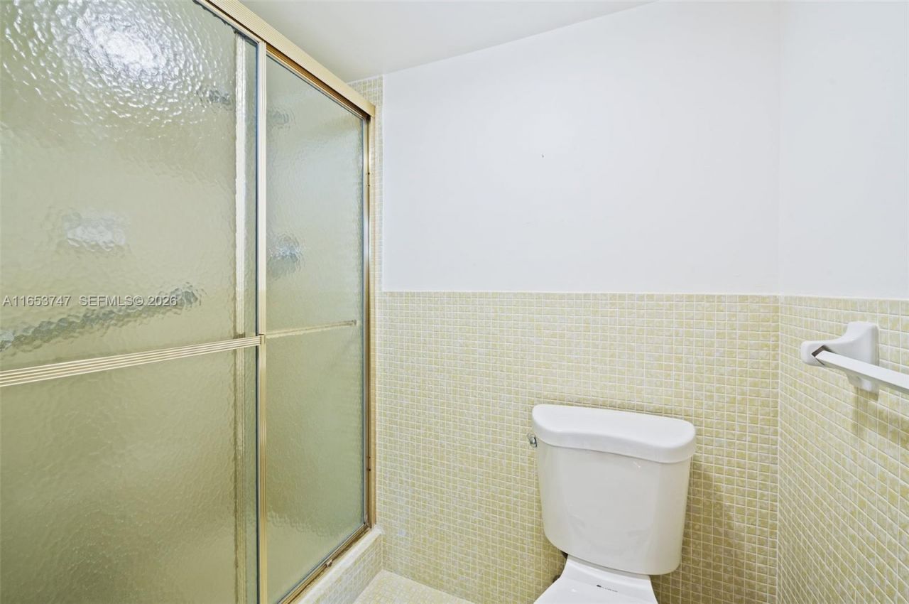9381 E Bay Harbor Dr, Unit 603S, Bay Harbor Islands, FL 33154 Photo