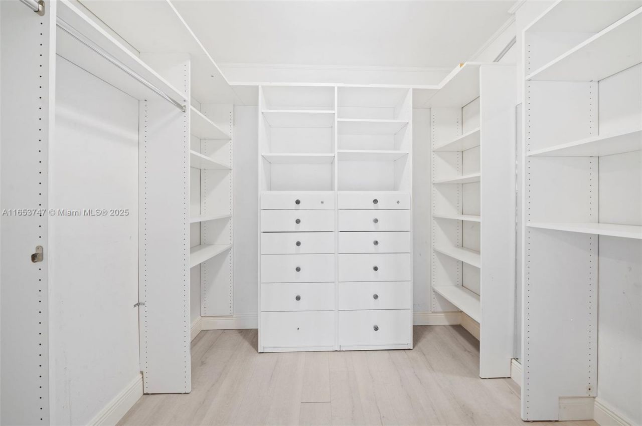 9381 E Bay Harbor Dr, Unit 603S, Bay Harbor Islands, FL 33154 Photo