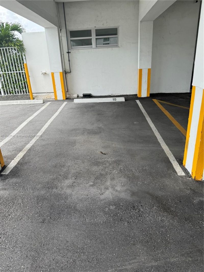 9381 E Bay Harbor Dr, Unit 603S, Bay Harbor Islands, FL 33154 Photo