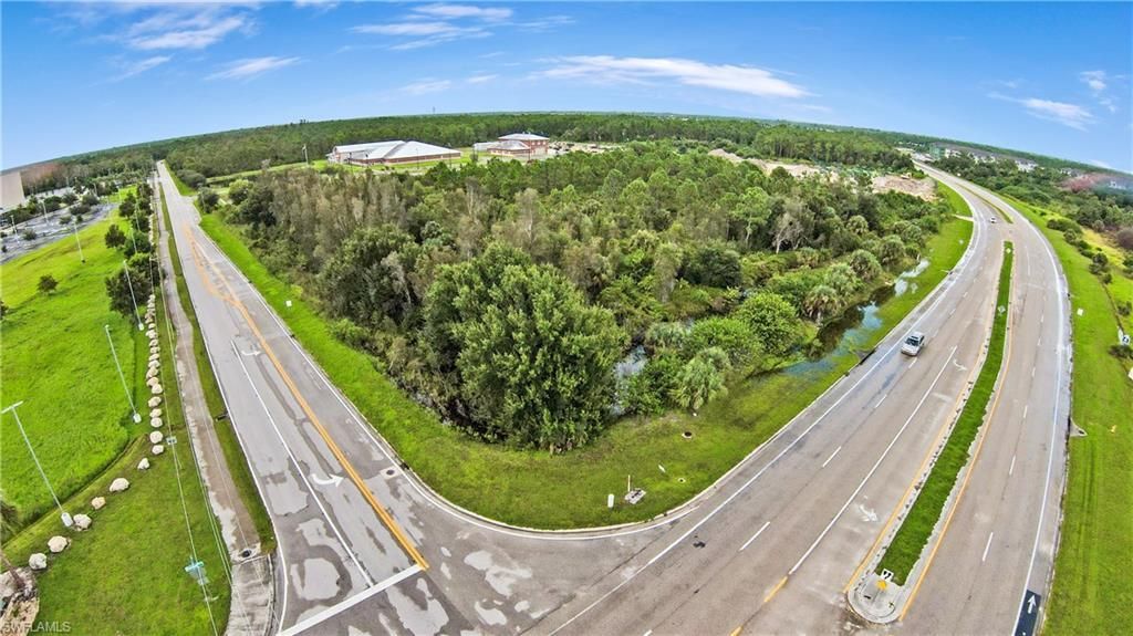 2501 Diplomat Pkwy E, Cape Coral, FL 33909 Photo