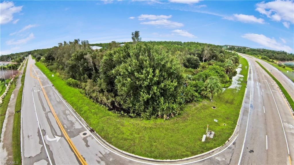 2501 Diplomat Pkwy E, Cape Coral, FL 33909 Photo