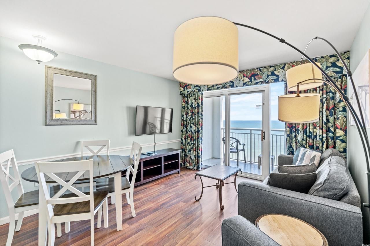 2000 N Ocean Blvd. Photo 8