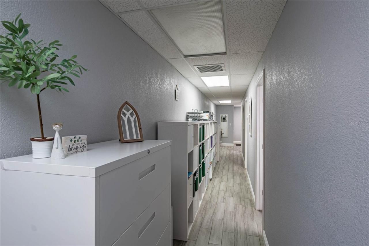 1950 W Dr Martin Luther King Jr Boulevard, Tampa, FL 33607 Photo