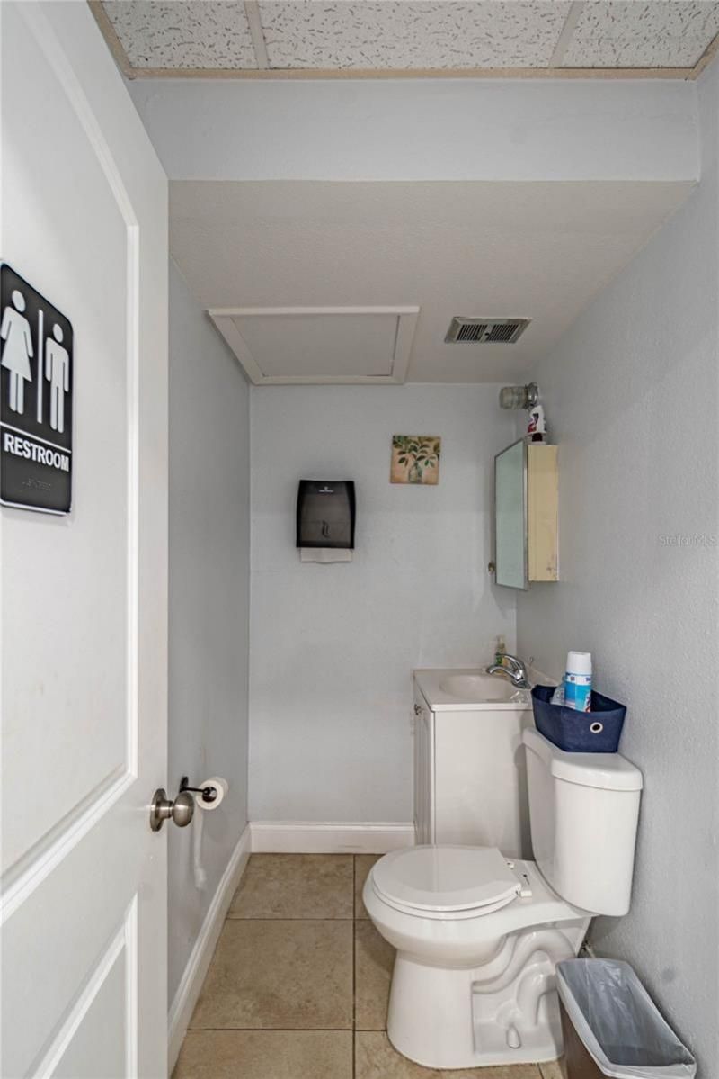 1950 W Dr Martin Luther King Jr Boulevard, Tampa, FL 33607 Photo