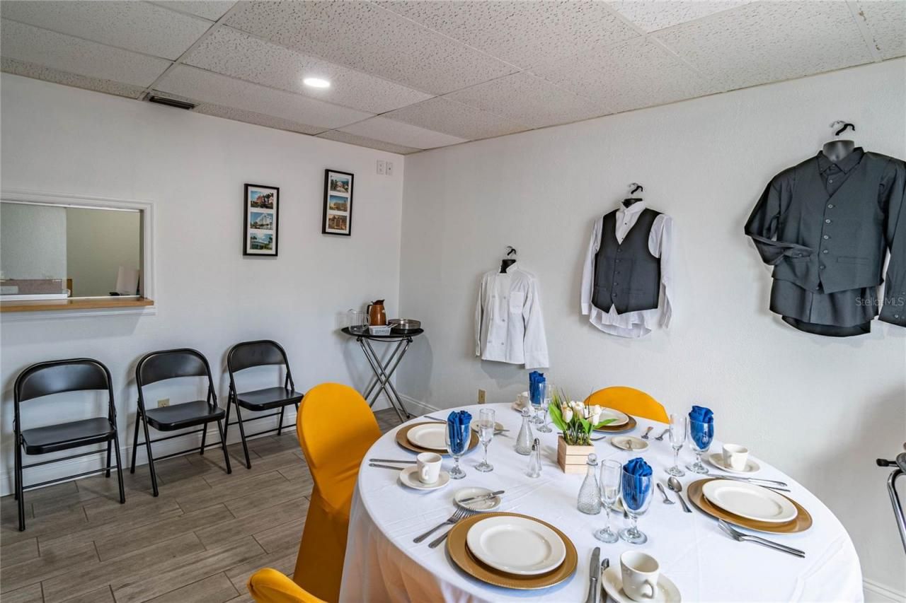 1950 W Dr Martin Luther King Jr Boulevard, Tampa, FL 33607 Photo