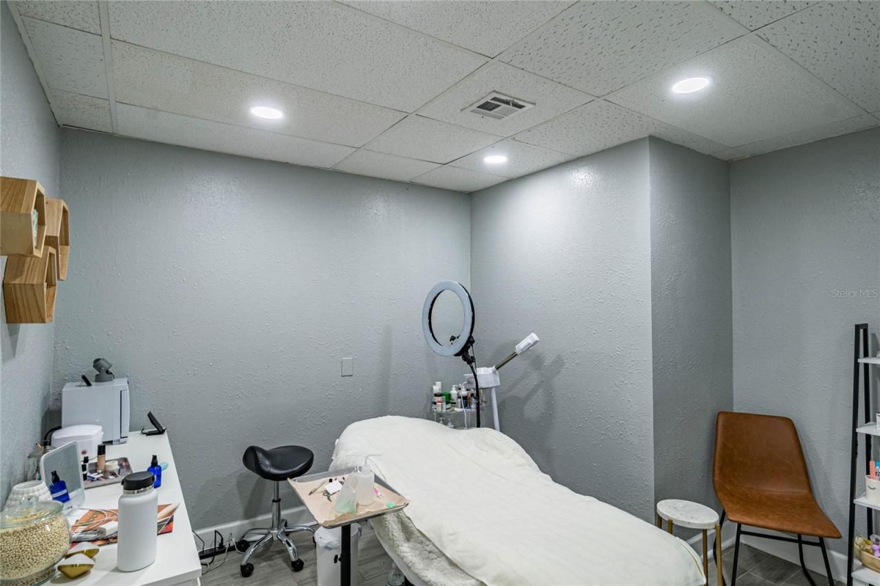 1950 W Dr Martin Luther King Jr Boulevard, Tampa, FL 33607 Photo