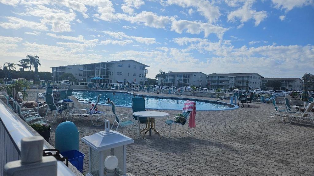 880 W Horizons, Unit 111, Boynton Beach, FL 33435 Photo