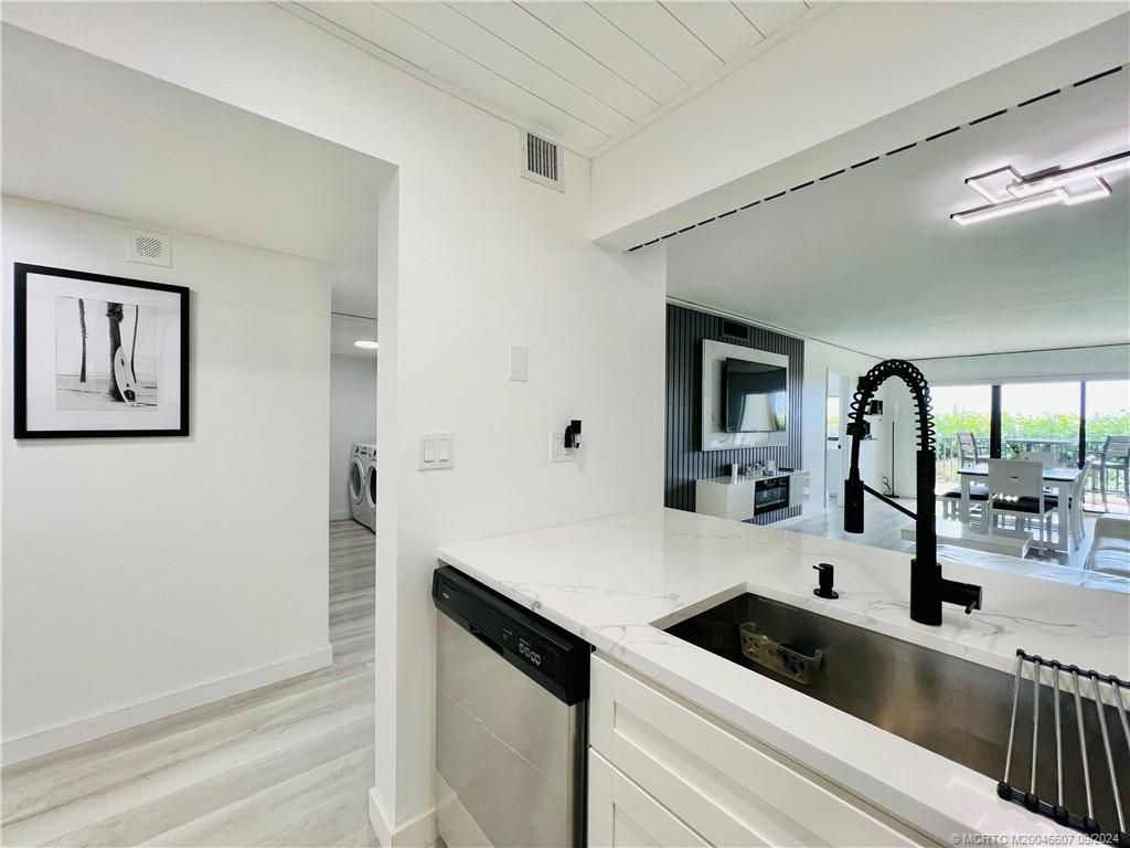 10044 S Ocean Drive, Unit 205, Jensen Beach, FL 34957 Photo