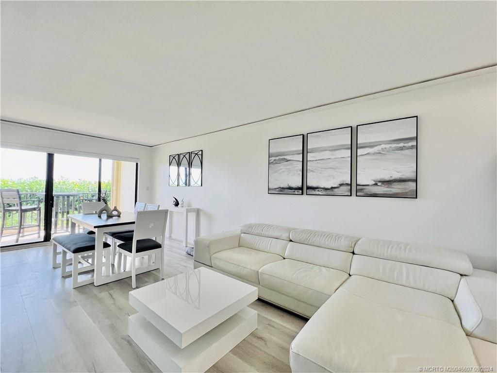 10044 S Ocean Drive, Unit 205, Jensen Beach, FL 34957 Photo