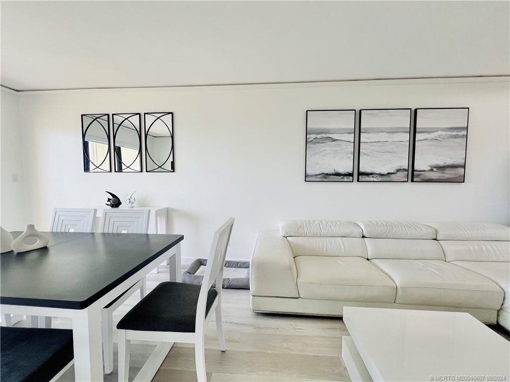 10044 S Ocean Drive, Unit 205, Jensen Beach, FL 34957 Photo