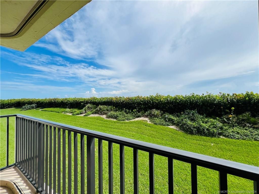 10044 S Ocean Drive, Unit 205, Jensen Beach, FL 34957 Photo