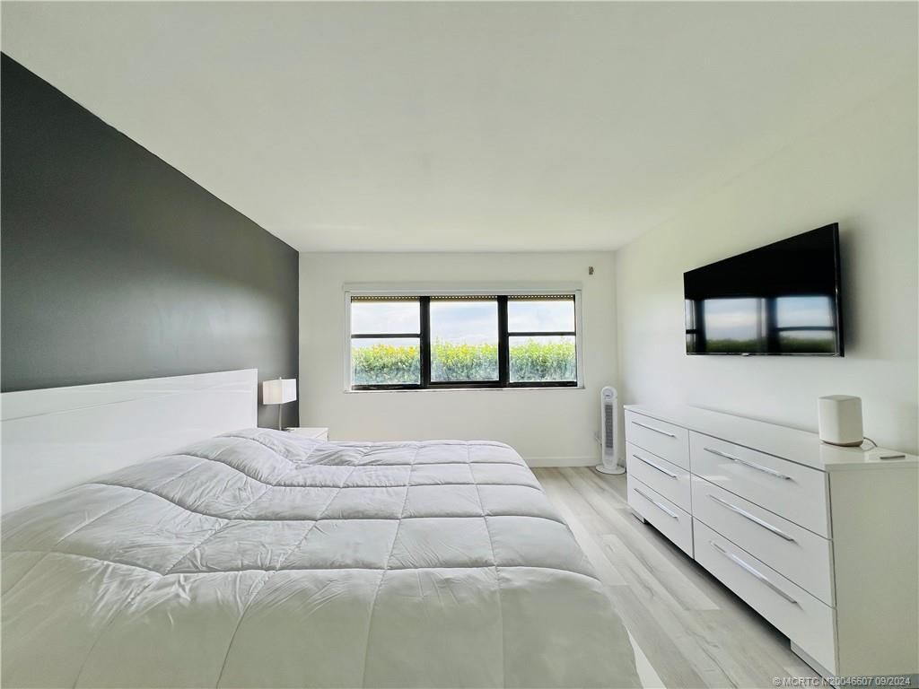 10044 S Ocean Drive, Unit 205, Jensen Beach, FL 34957 Photo