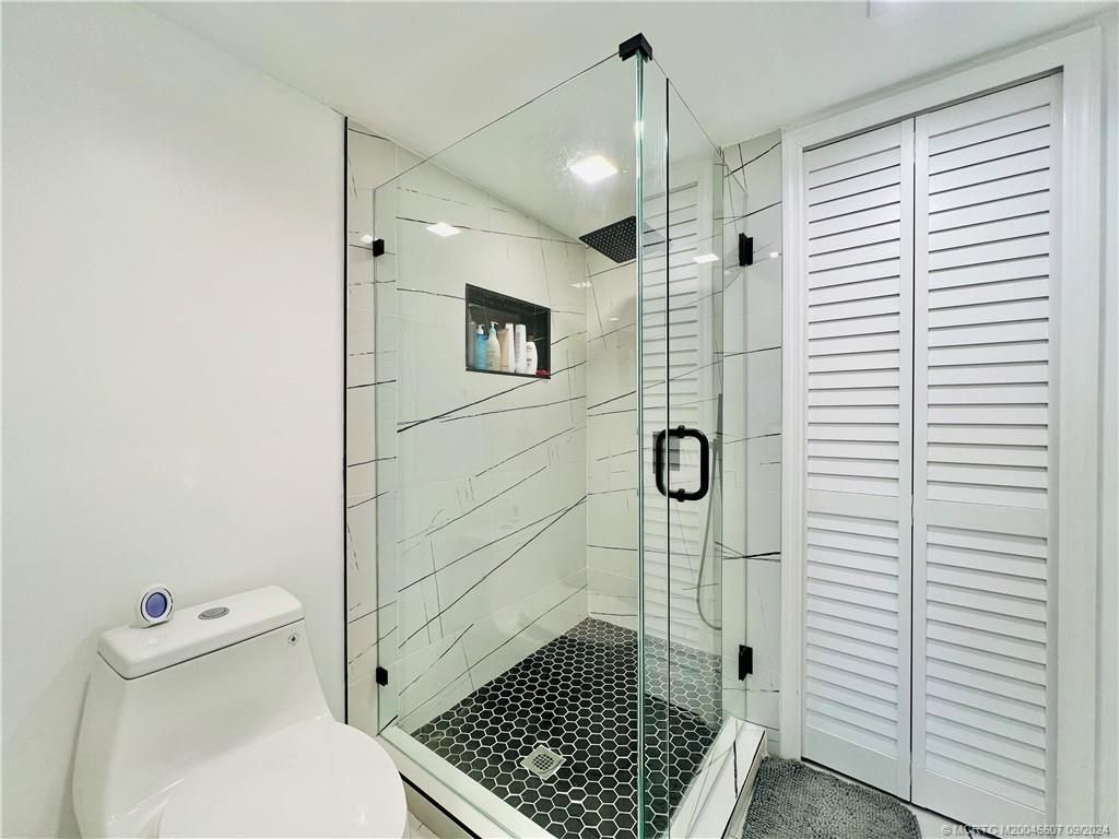 10044 S Ocean Drive, Unit 205, Jensen Beach, FL 34957 Photo