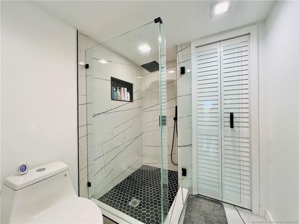 10044 S Ocean Drive, Unit 205, Jensen Beach, FL 34957 Photo