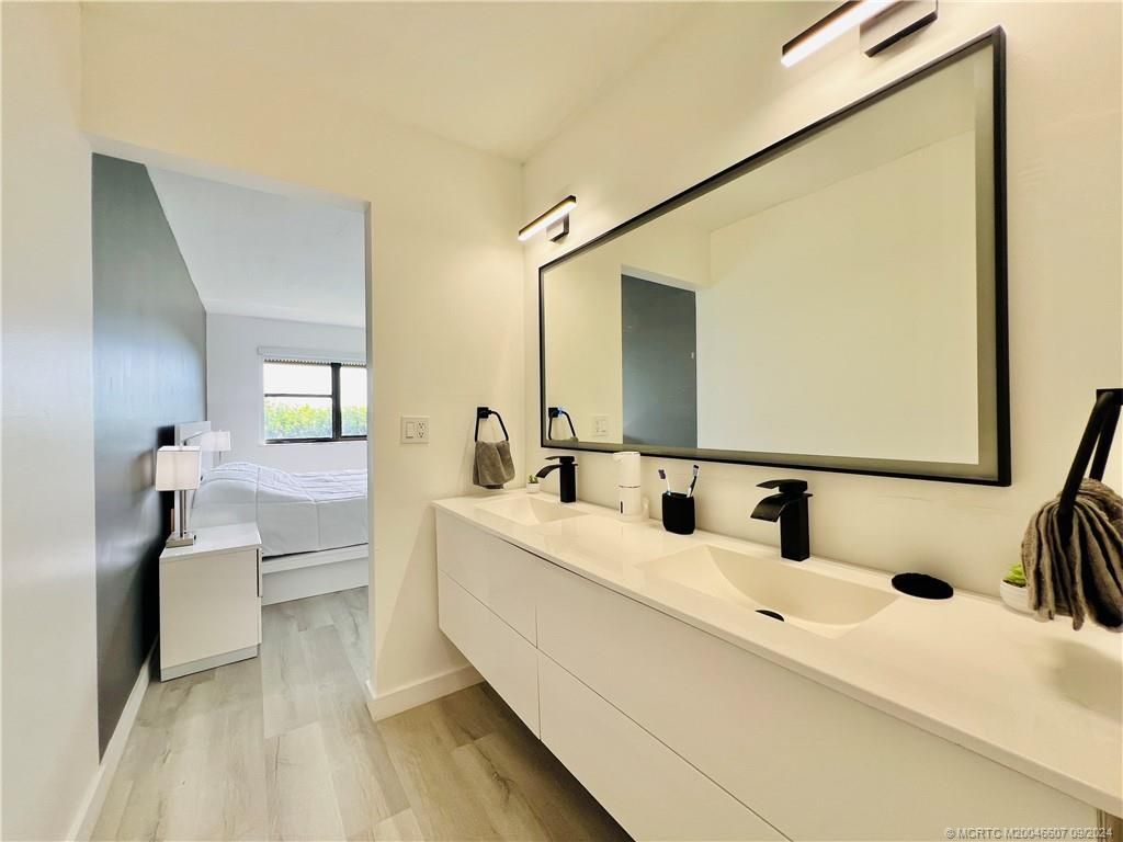 10044 S Ocean Drive, Unit 205, Jensen Beach, FL 34957 Photo