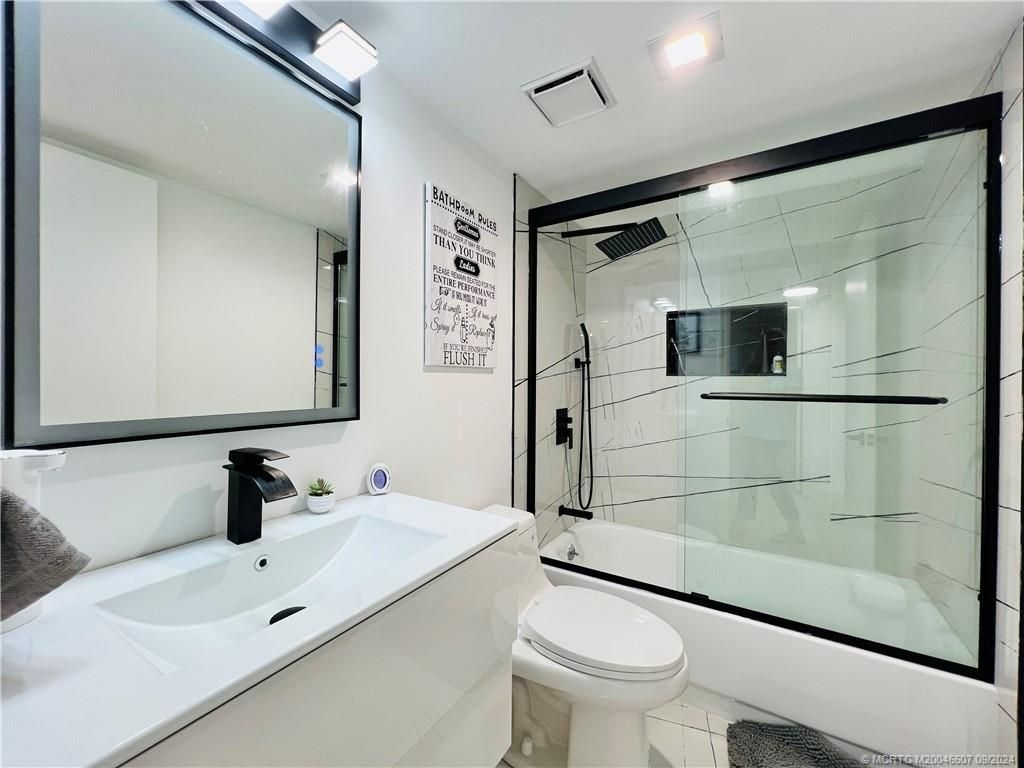 10044 S Ocean Drive, Unit 205, Jensen Beach, FL 34957 Photo