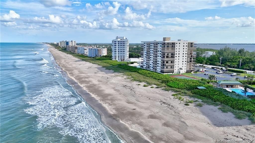 10044 S Ocean Drive, Unit 205, Jensen Beach, FL 34957 Photo