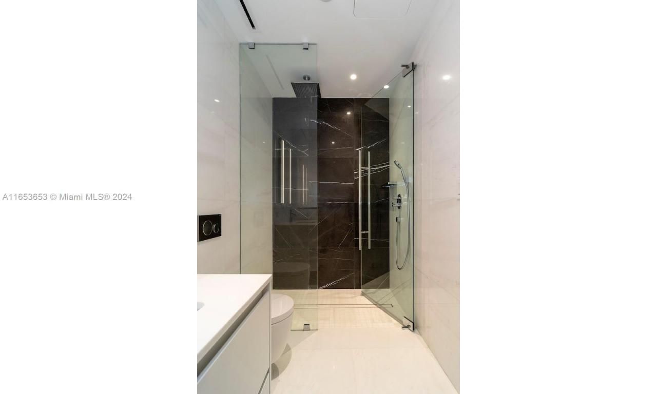 300 Biscayne Blvd Way, Unit 902, Miami, FL 33131 Photo