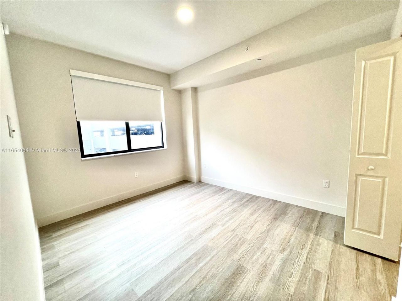 18412 Homestead Ave, Unit 606, Miami, FL 33157 Photo