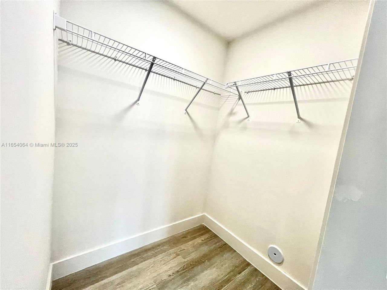 18412 Homestead Ave, Unit 606, Miami, FL 33157 Photo