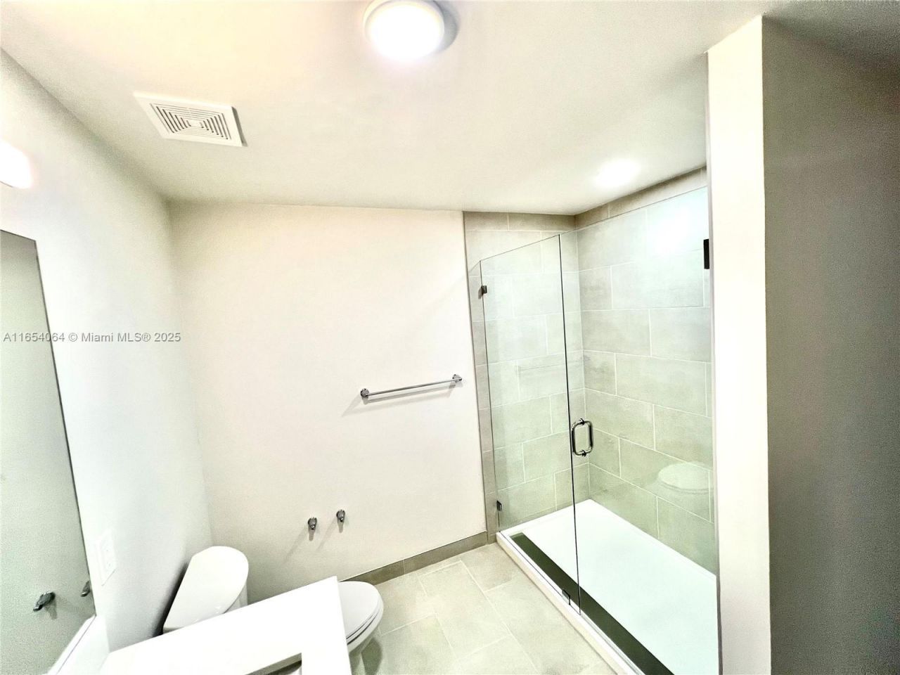 18412 Homestead Ave, Unit 606, Miami, FL 33157 Photo